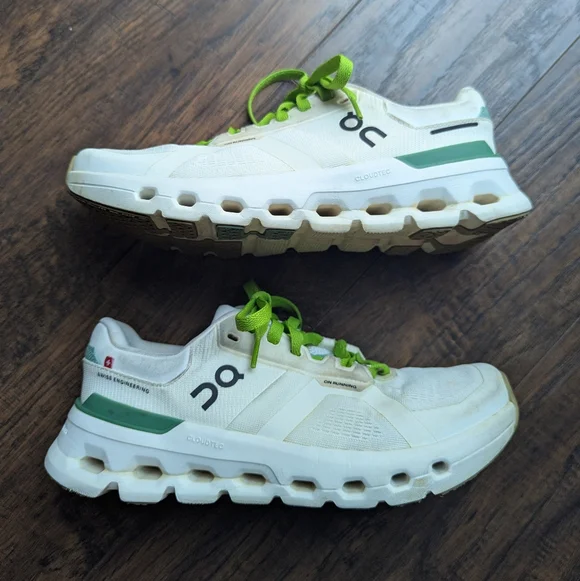 Cloudrunner2 Women's On Cloud Running Shoes Size 9 - Picture 1 of 6